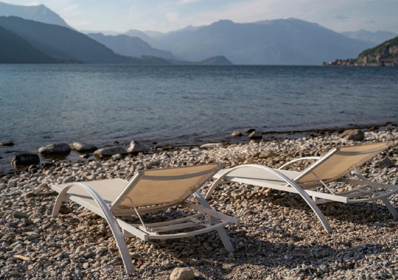Villa Lario Resort Mandello Mandello del Lario Exteriör bild